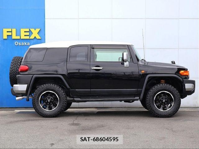 Toyota FJ CRUISER 2011-01 7271896-4