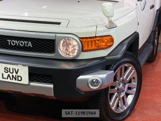 Toyota FJ CRUISER 2017-07 7271897-10