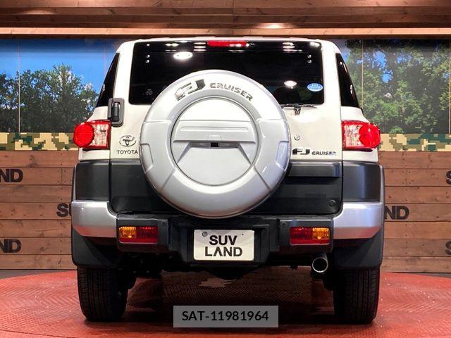 Toyota FJ CRUISER 2017-07 7271897-13