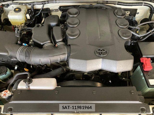 Toyota FJ CRUISER 2017-07 7271897-16