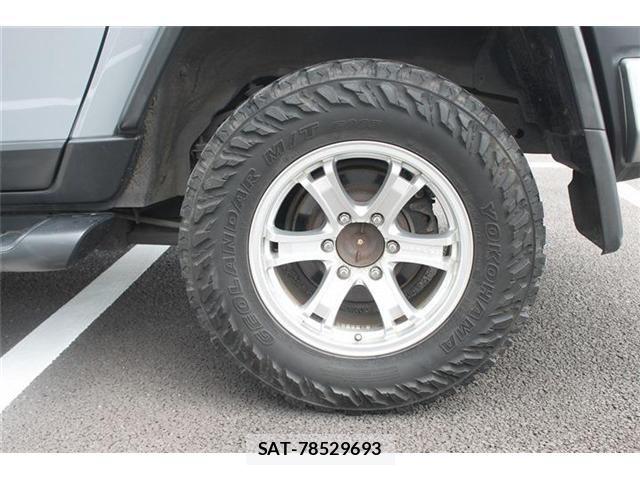 Toyota FJ CRUISER 2012-11 7271898-21