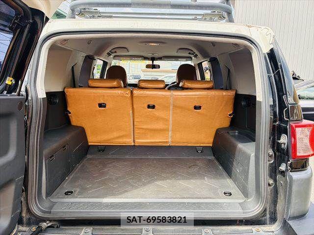 Toyota FJ CRUISER 2012-11 7327081-11