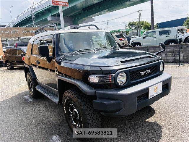 Toyota FJ CRUISER 2012-11 7327081-16
