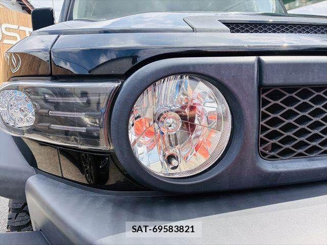 Toyota FJ CRUISER 2012-11 7327081-23