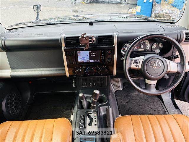 Toyota FJ CRUISER 2012-11 7327081-2