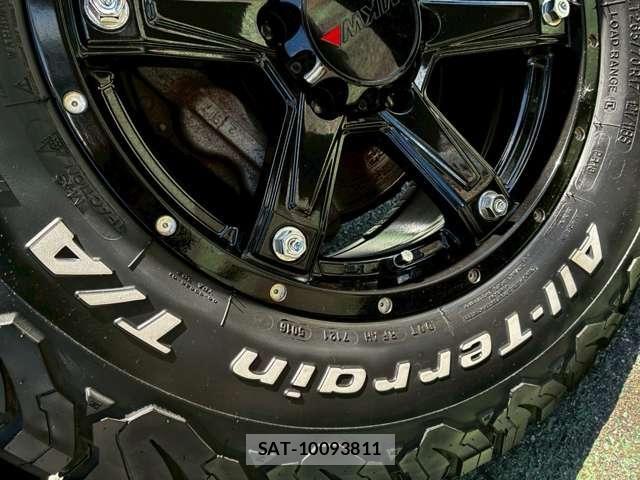 Toyota FJ CRUISER 2013-02 7327083-23