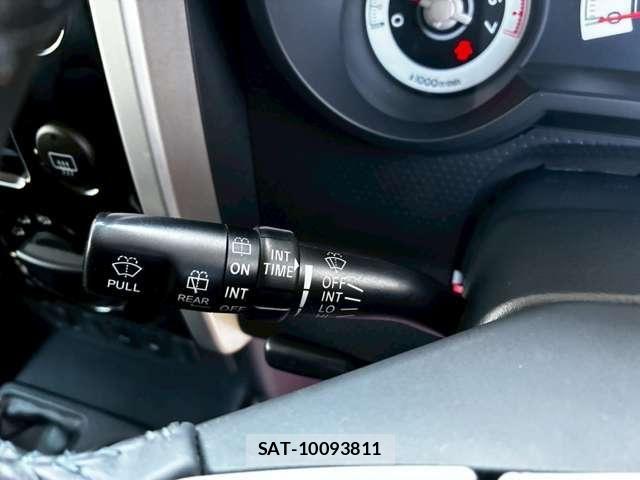 Toyota FJ CRUISER 2013-02 7327083-28