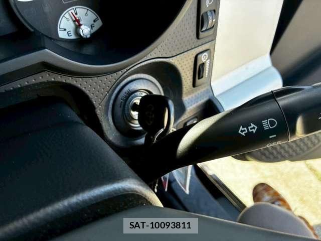 Toyota FJ CRUISER 2013-02 7327083-29
