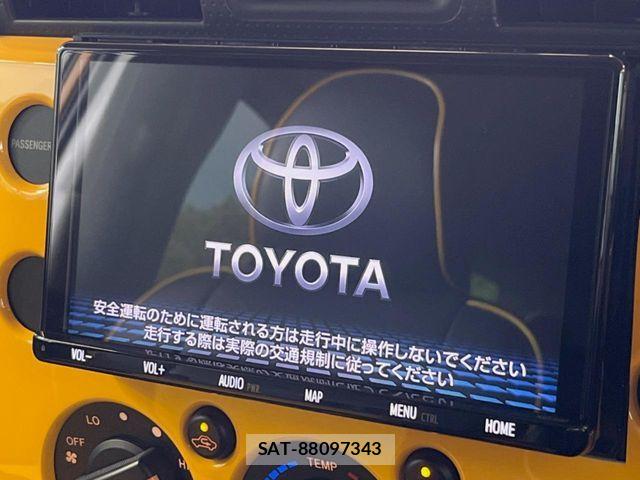 Toyota FJ CRUISER 2012-01 7357772-2