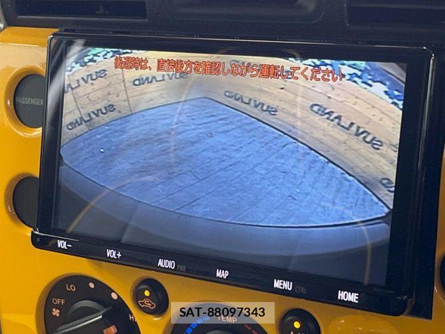 Toyota FJ CRUISER 2012-01 7357772-3