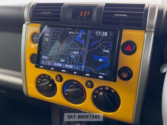 Toyota FJ CRUISER 2012-01 7357772-6