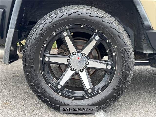 Toyota FJ CRUISER 2011-06 7357781-9