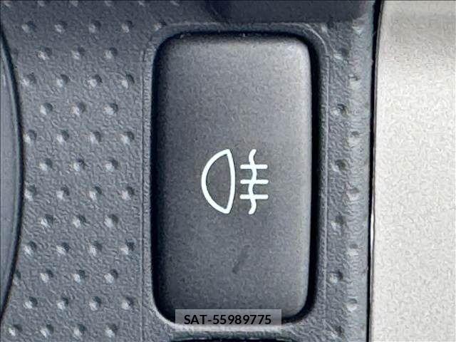 Toyota FJ CRUISER 2011-06 7357781-28