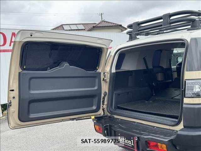 Toyota FJ CRUISER 2011-06 7357781-8