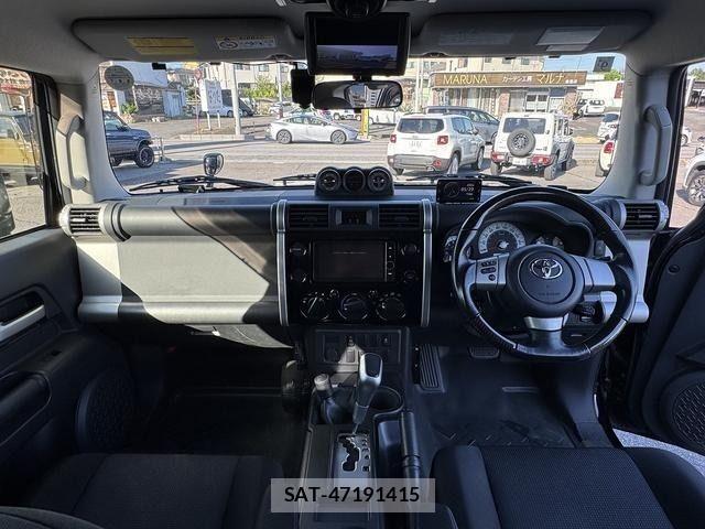Toyota FJ CRUISER 2013-10 7357780-1