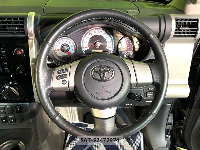 Toyota FJ CRUISER 2015-07 7357777-10