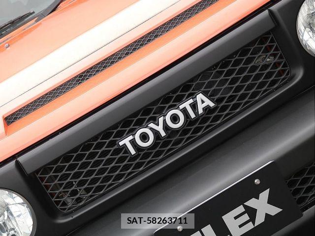 Toyota FJ CRUISER 2013-01 7357774-4