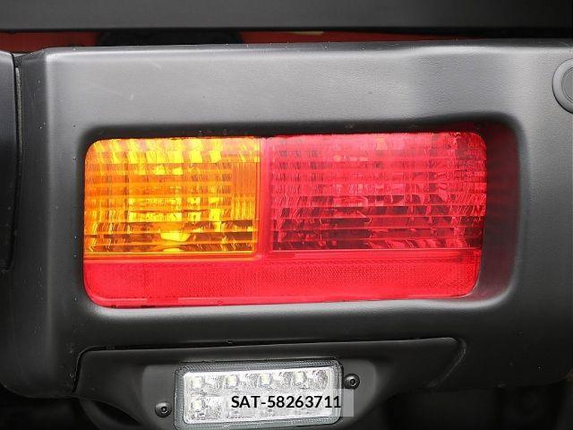 Toyota FJ CRUISER 2013-01 7357774-7