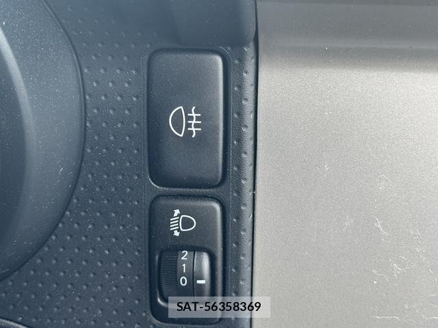 Toyota FJ CRUISER 2012-07 7357783-27