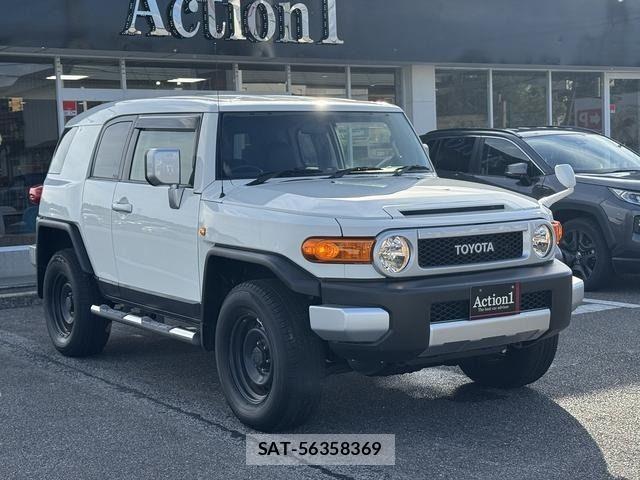 Toyota FJ CRUISER 2012-07 7357783-8