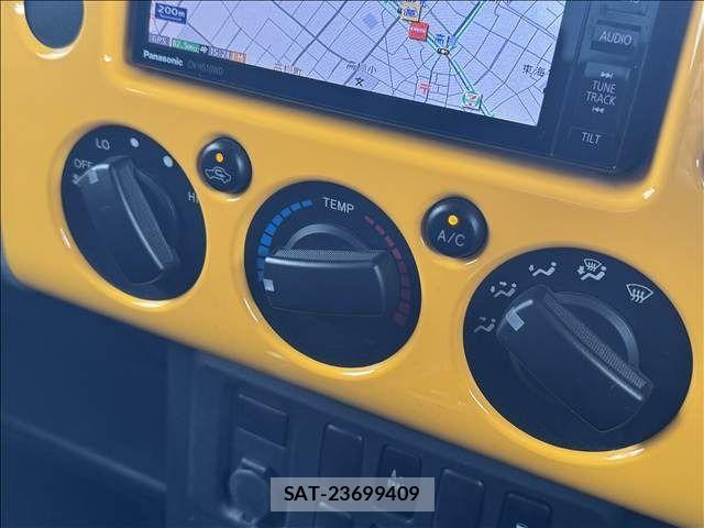 Toyota FJ CRUISER 2012-07 7357776-14