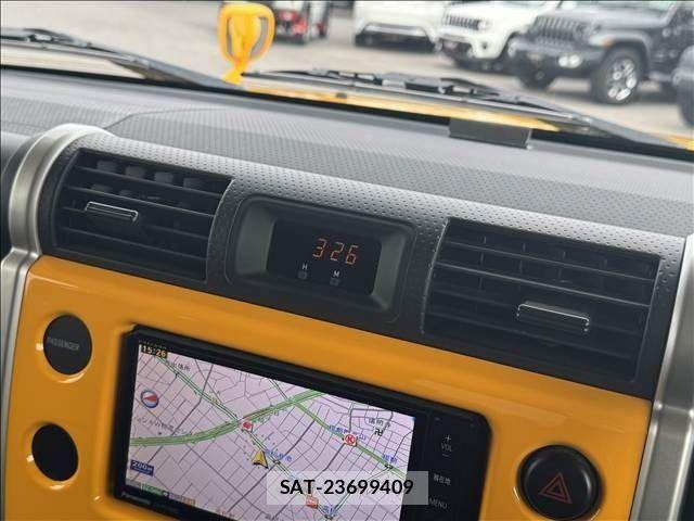 Toyota FJ CRUISER 2012-07 7357776-18