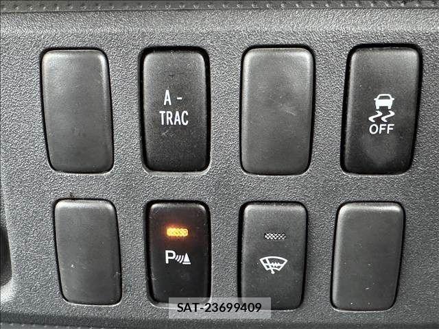 Toyota FJ CRUISER 2012-07 7357776-21