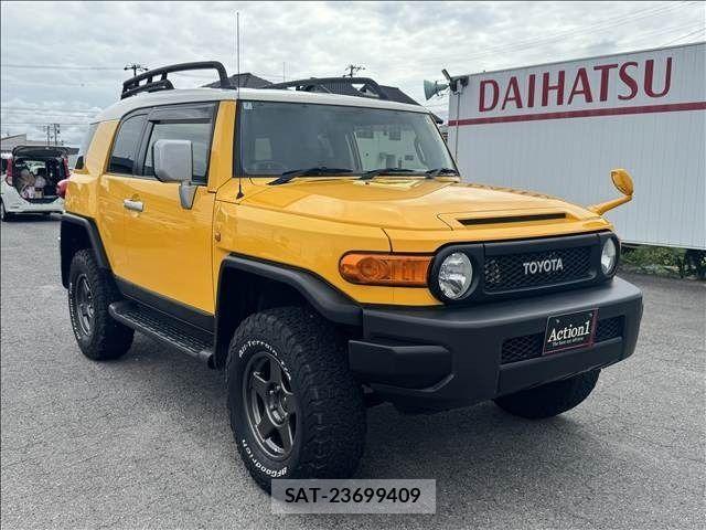 Toyota FJ CRUISER 2012-07 7357776-6