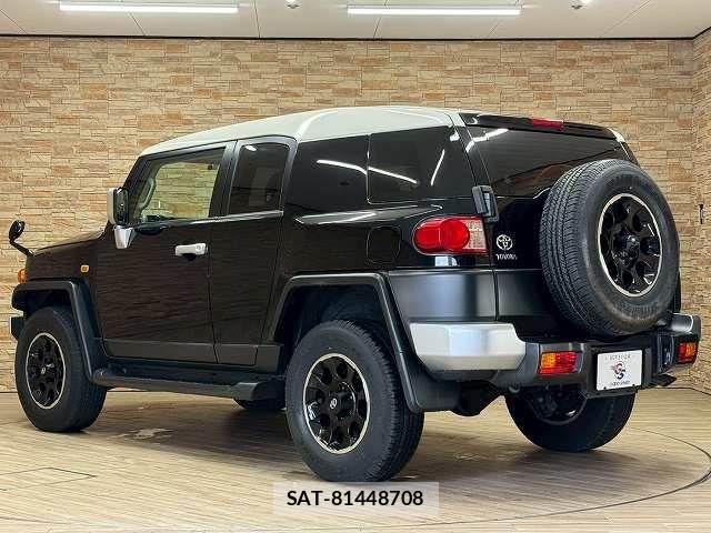 Toyota FJ CRUISER 2017-05 7357775-16
