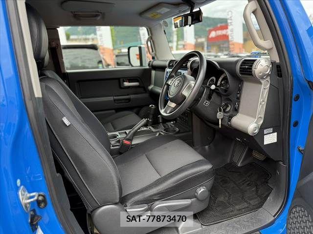 Toyota FJ CRUISER 2011-08 7392171-15