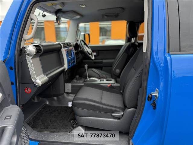 Toyota FJ CRUISER 2011-08 7392171-16