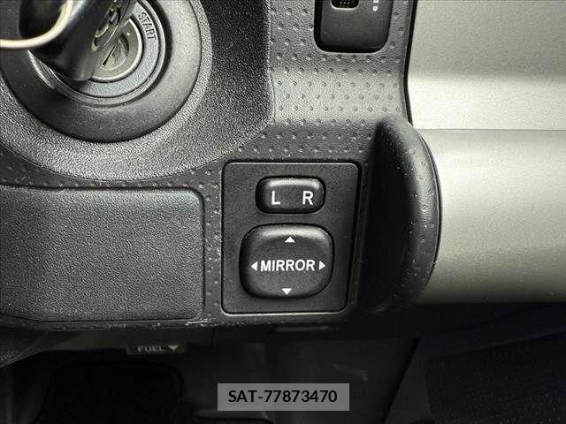 Toyota FJ CRUISER 2011-08 7392171-22