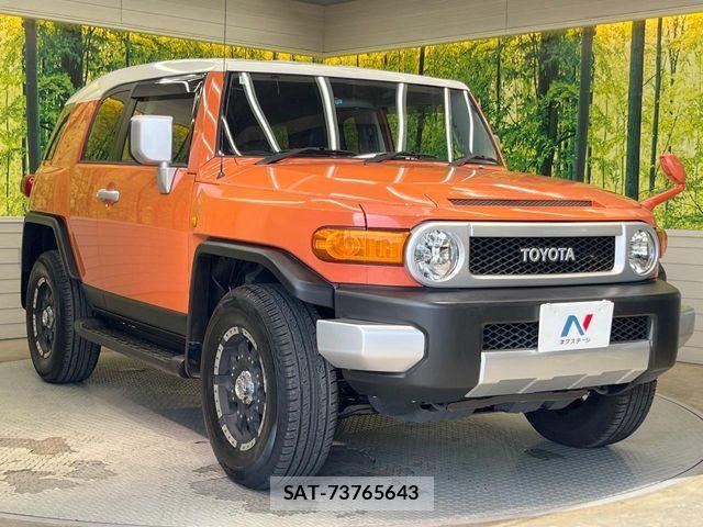 Toyota FJ CRUISER 2012-10 7392170-15