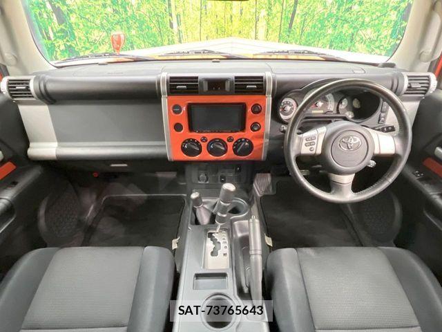 Toyota FJ CRUISER 2012-10 7392170-1