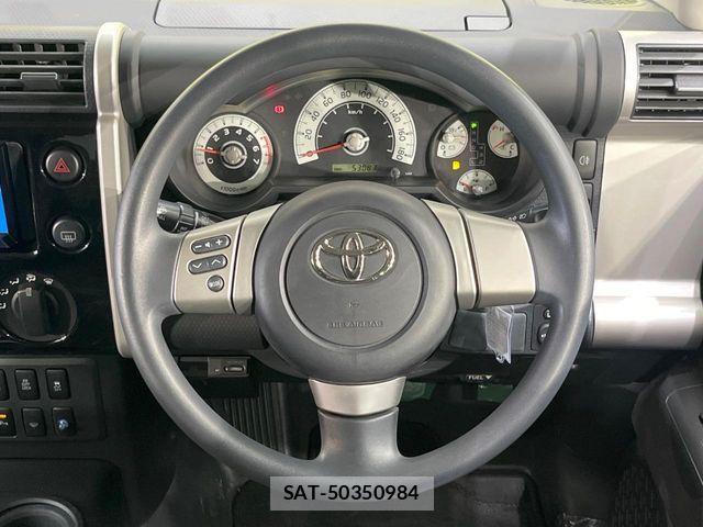 Toyota FJ CRUISER 2011-12 7454338-10