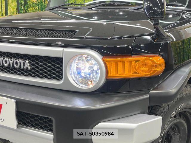 Toyota FJ CRUISER 2011-12 7454338-11