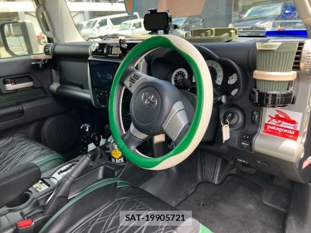 Toyota FJ CRUISER 2014-06 7500596-10
