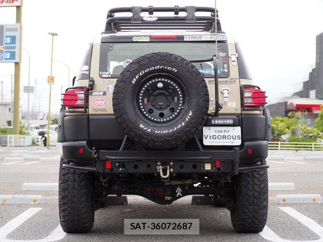Toyota FJ CRUISER 2013-08 7508682-11