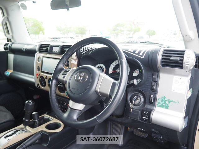 Toyota FJ CRUISER 2013-08 7508682-1