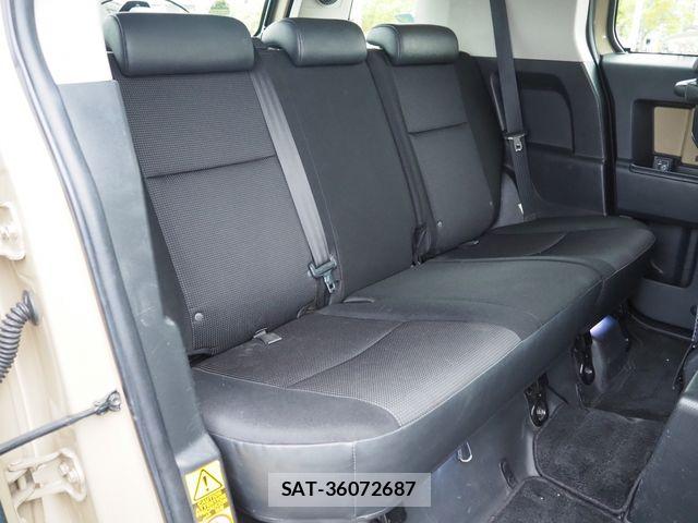Toyota FJ CRUISER 2013-08 7508682-20