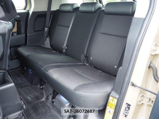 Toyota FJ CRUISER 2013-08 7508682-21