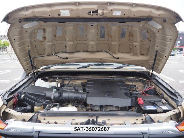 Toyota FJ CRUISER 2013-08 7508682-26