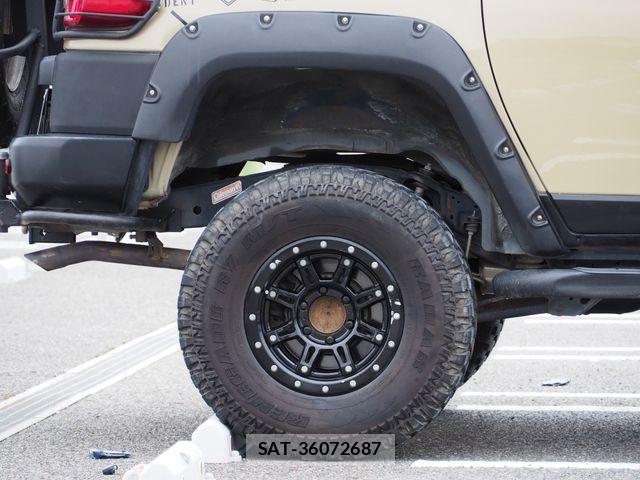 Toyota FJ CRUISER 2013-08 7508682-6