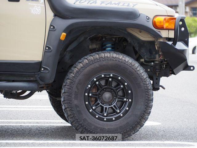 Toyota FJ CRUISER 2013-08 7508682-7