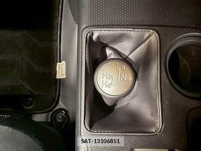 Toyota FJ CRUISER 2015-07 7500595-9