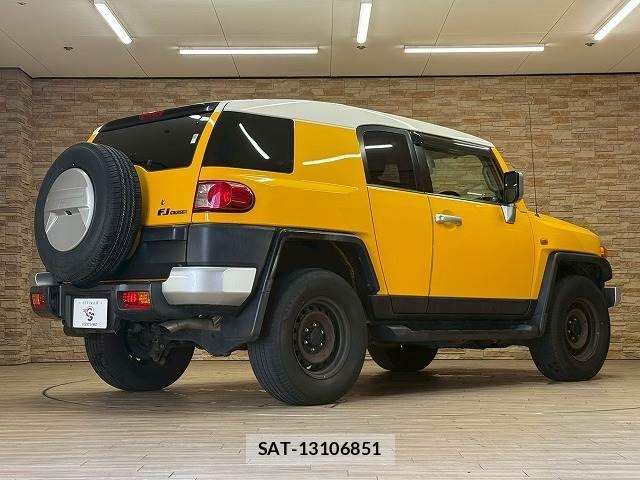 Toyota FJ CRUISER 2015-07 7500595-15