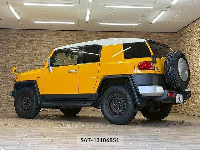 Toyota FJ CRUISER 2015-07 7500595-16