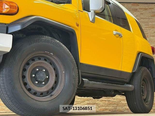 Toyota FJ CRUISER 2015-07 7500595-18