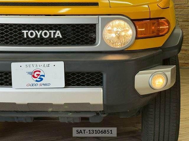 Toyota FJ CRUISER 2015-07 7500595-19