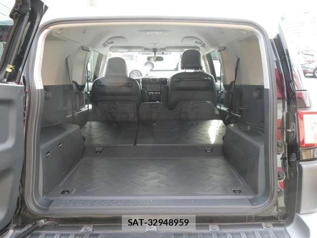 Toyota FJ CRUISER 2018-01 7500593-7